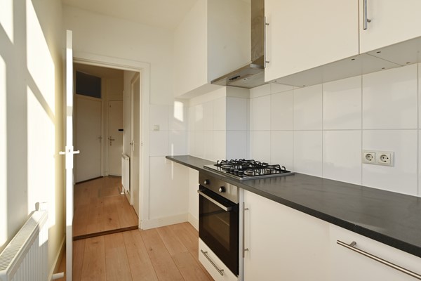 Medium property photo - Naarderstraat 131, 2574 PE Den Haag